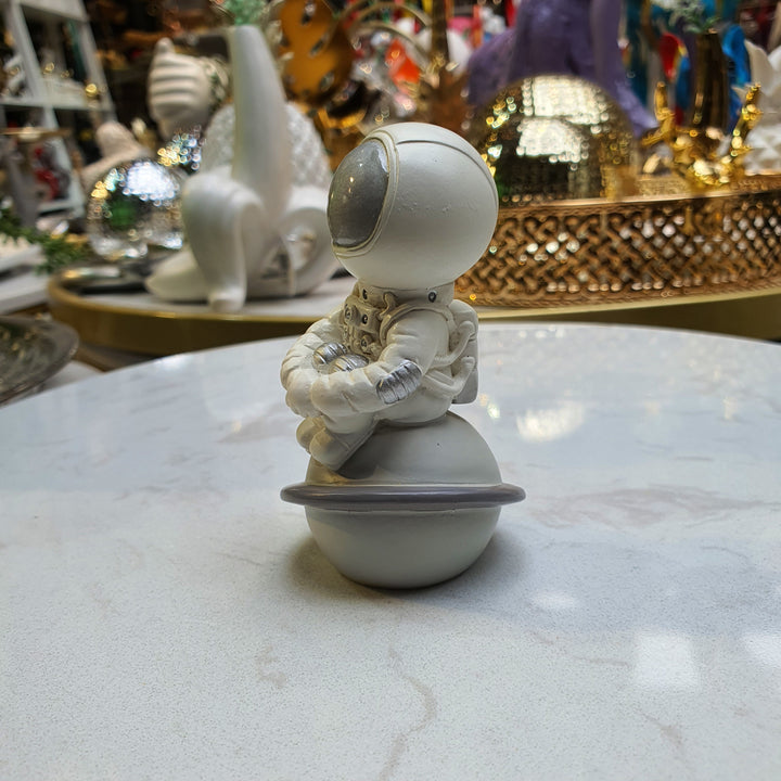 Mini Astronauta Sentado