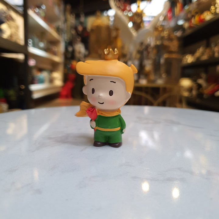 Mini Principito con una Flor