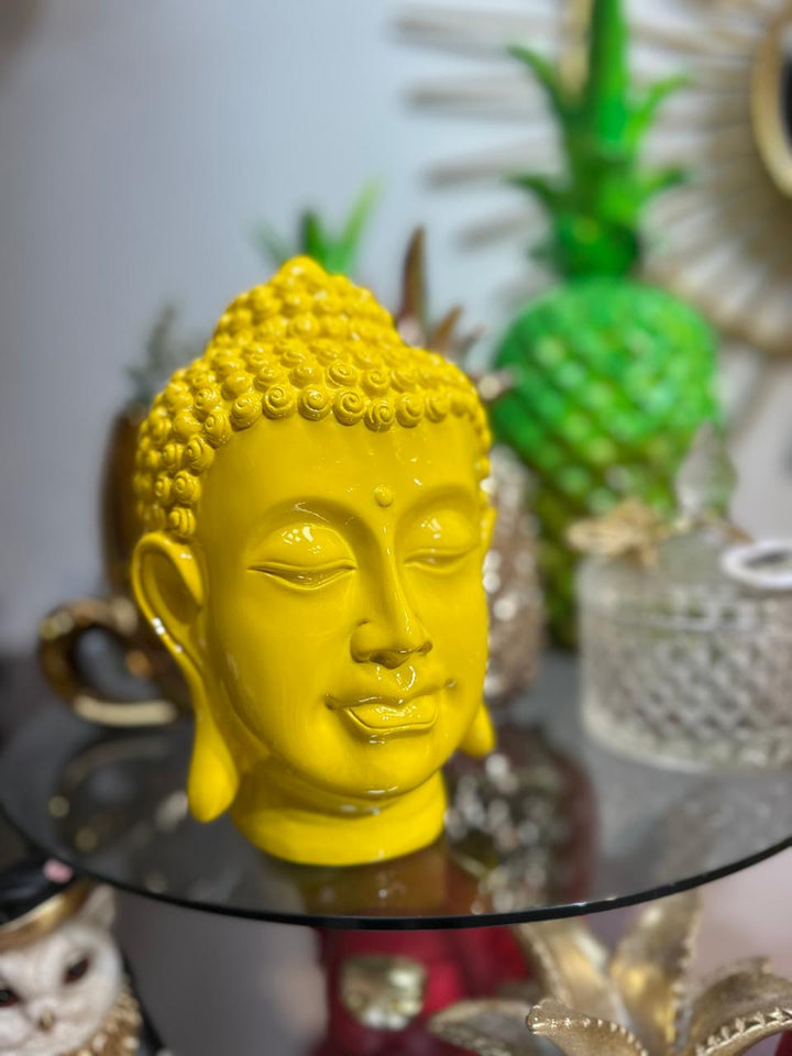 Cabeza buda color amarilla