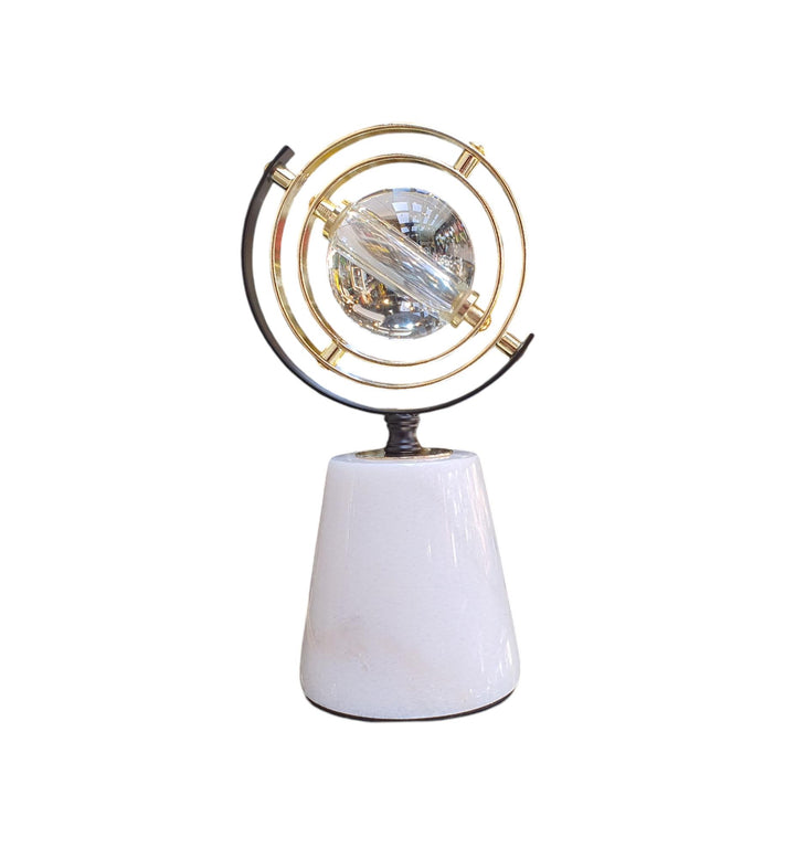 Esfera con base de marmol