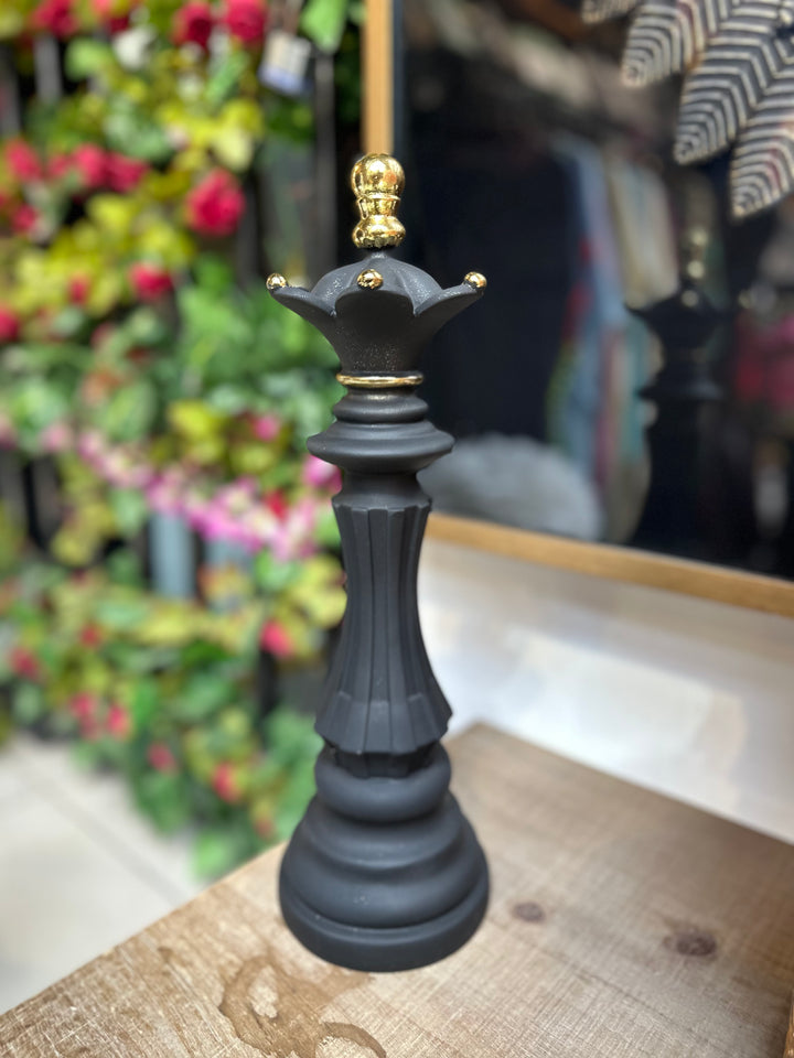 Ajedrez Reina negro y dorado