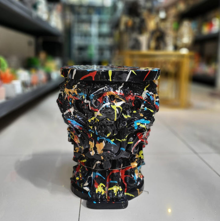 Pedestal Negro Multicolor Leones