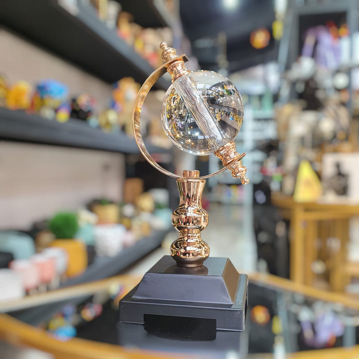 Esfera con base negra