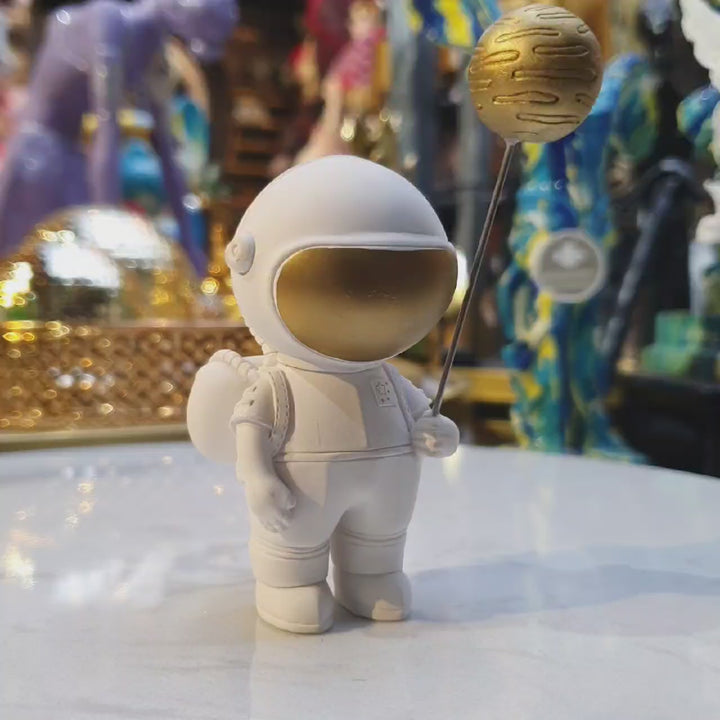 Astronauta De Pie B/D