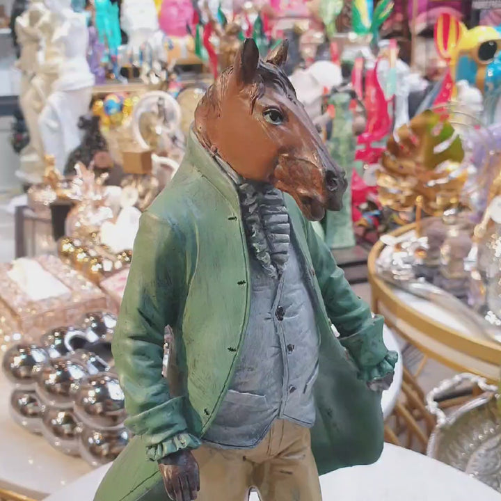 Señor Caballo con Bastón