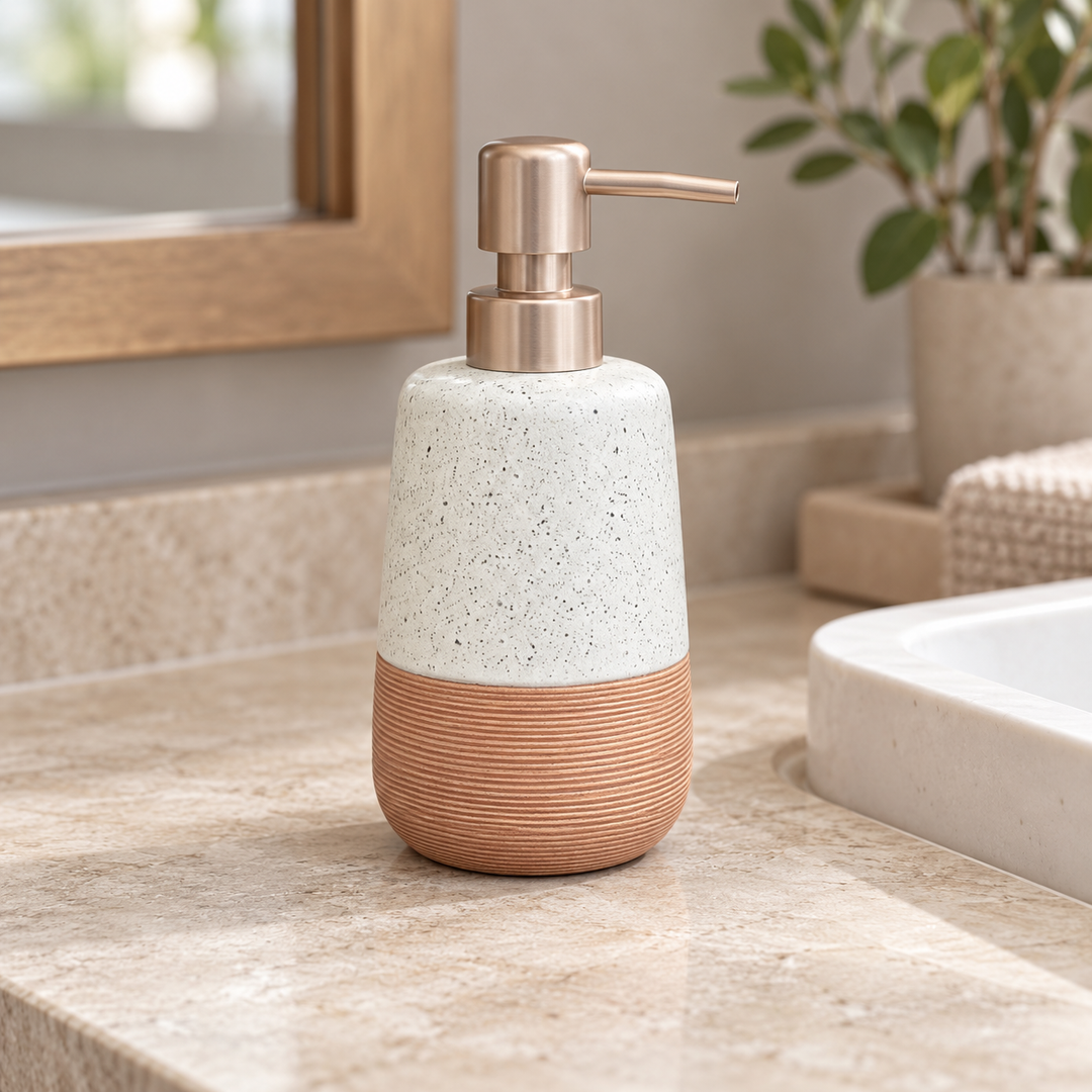 dispensador blanco jaspeado con base terracota acanalada