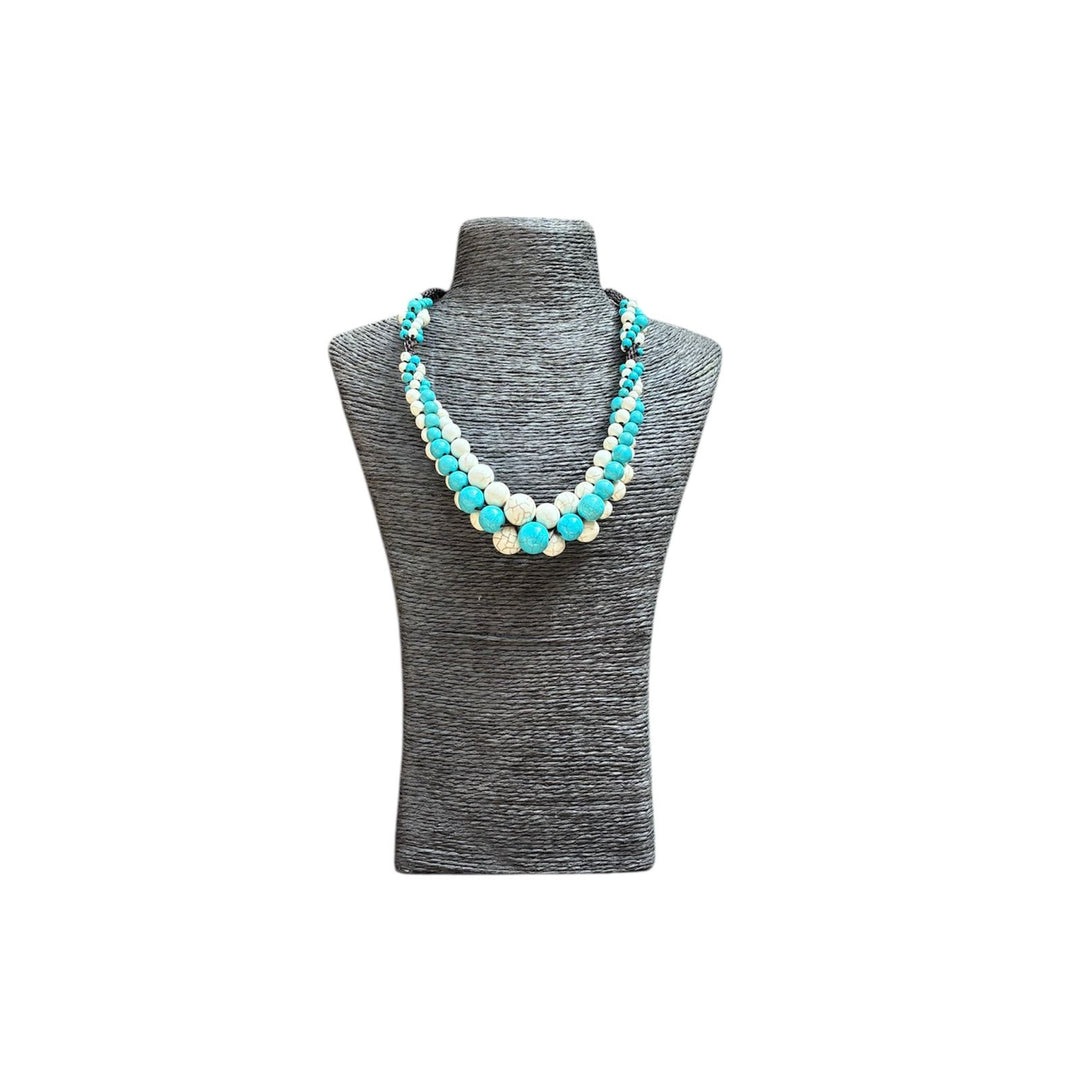 Collar Soka color blanco y turquesa