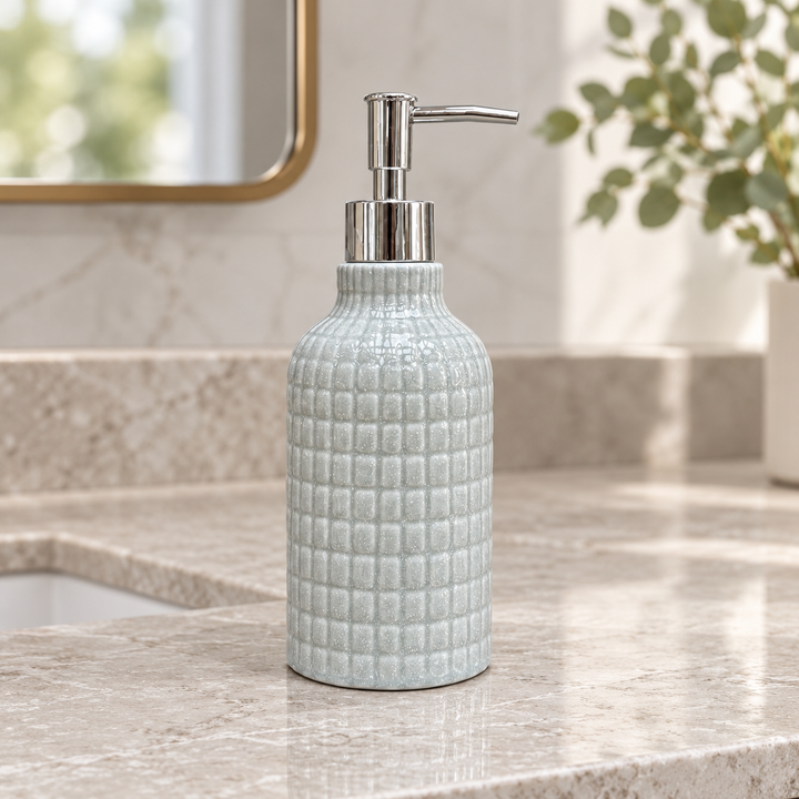 Accesorios de baño gris piedra con relieve cuadriculado CASONA DECO 