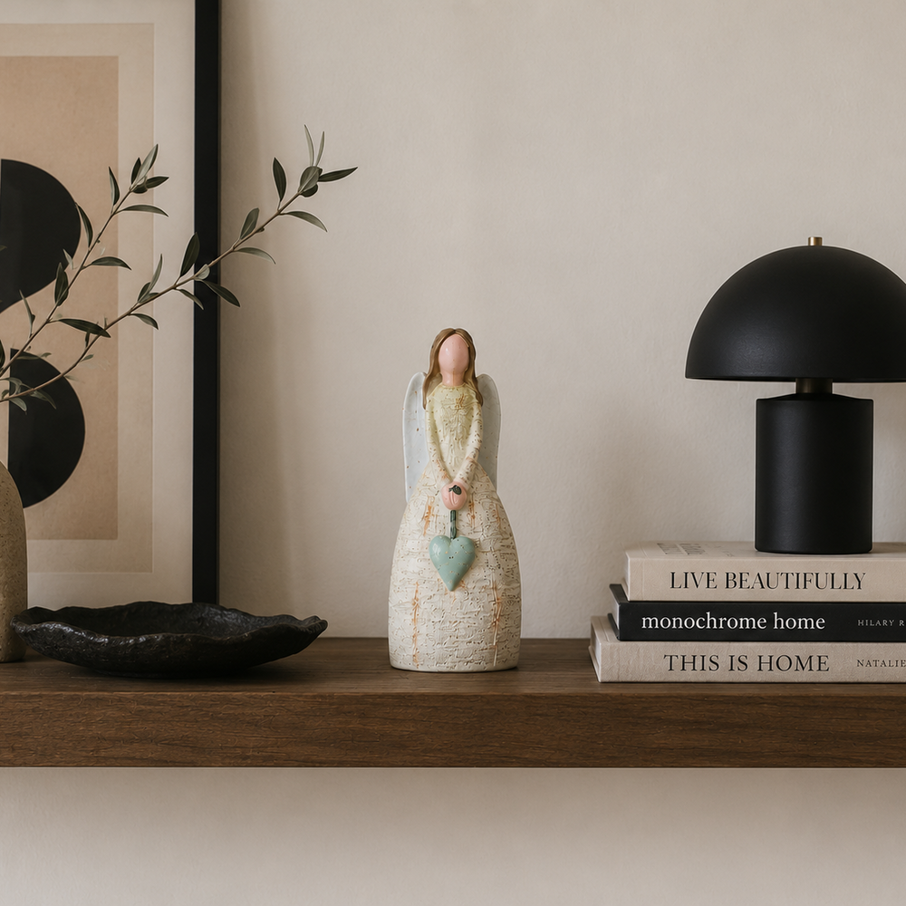 Ángel Decorativo con Corazón CASONA DECO