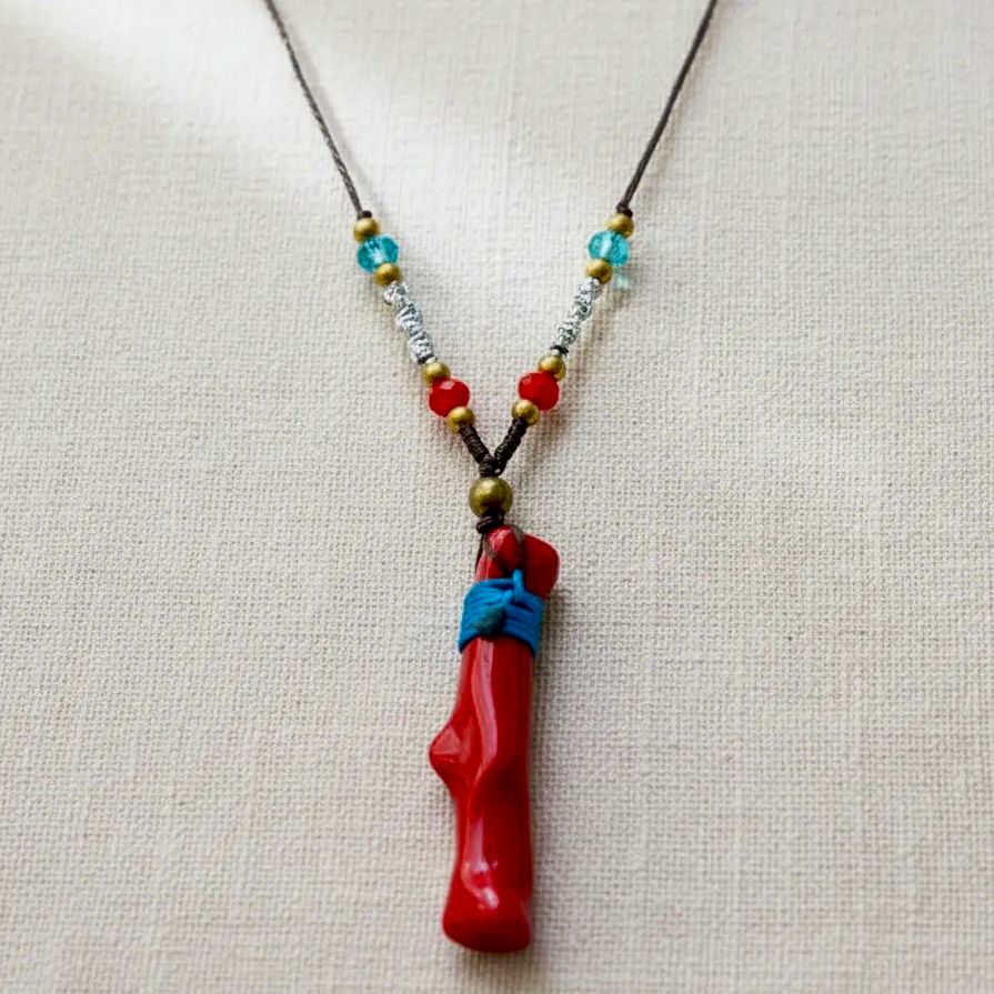 Collar Marari piedra roja