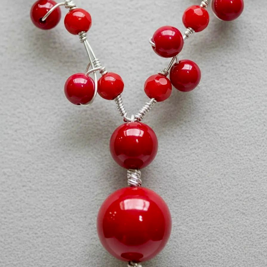 Collar Surin piedra roja