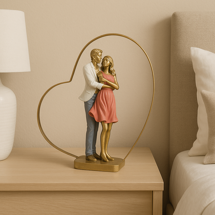 Pareja dentro de un Corazón