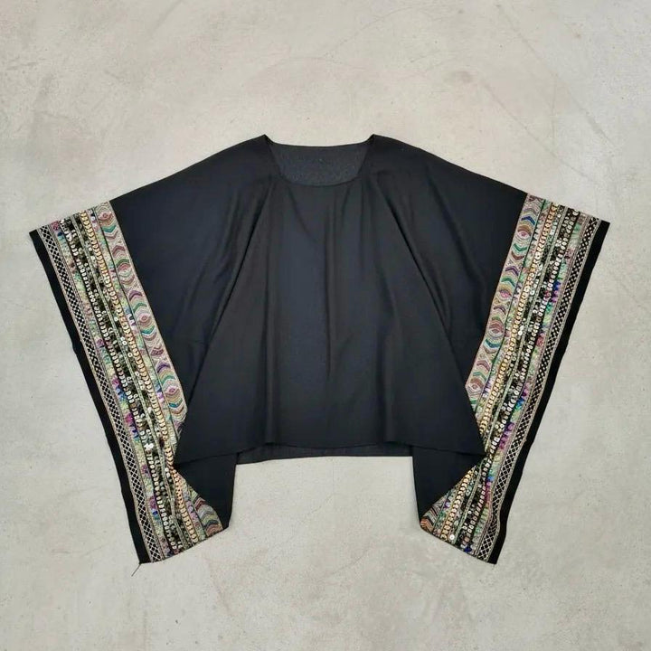 Salida de Baño Bordado color negro