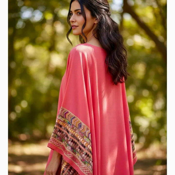 Salida de Baño Bordado color rosado