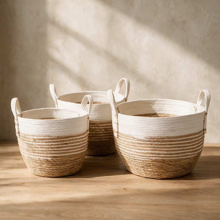 Set de canastos tejidos bicolor natural y crema en tres tamaños Casona Deco