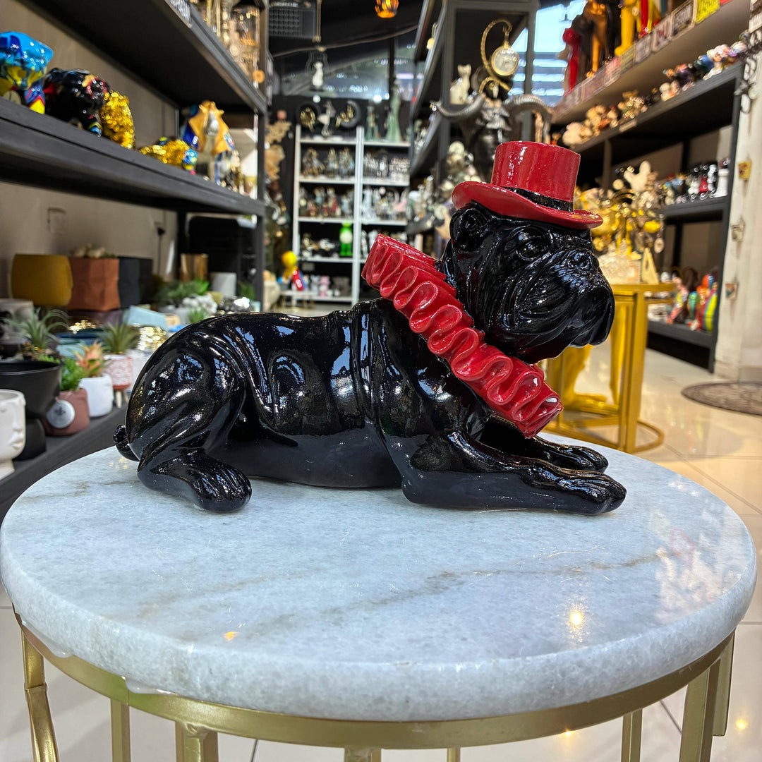 Perro Bulldog ingles acostado negro con rojo CASONA DECO animales