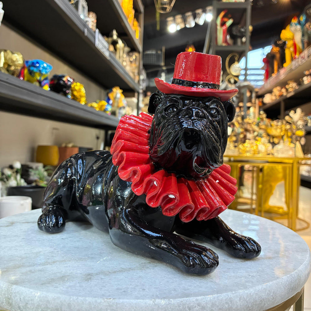 Perro Bulldog ingles acostado negro con rojo CASONA DECO animales
