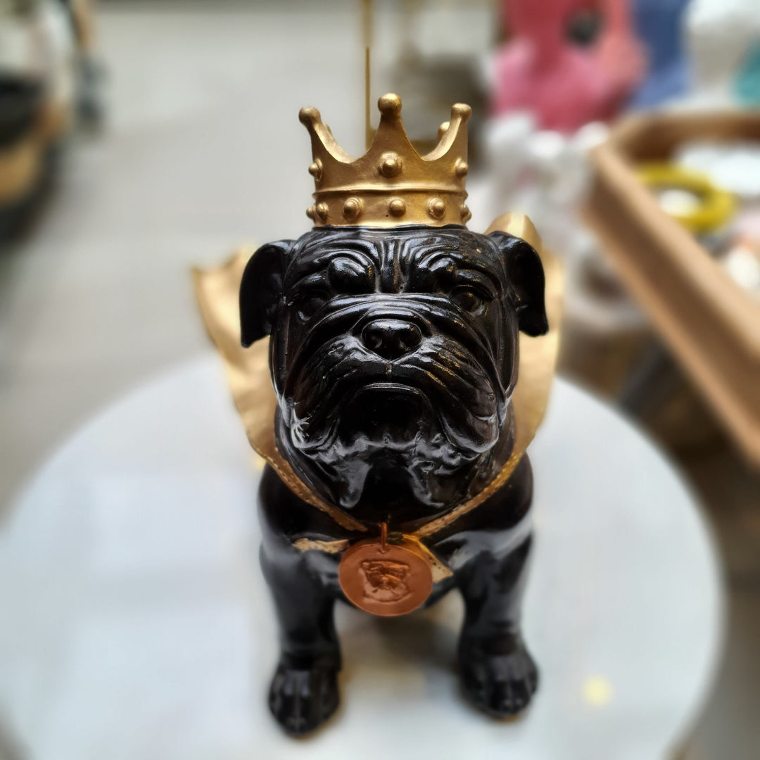 Perro Bulldog inglés Capa + Corona CASONA DECO animales
