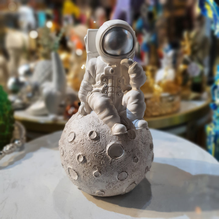 Astronauta Pensando En Luna CASONA DECO