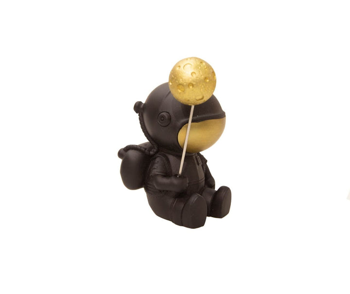 Astronauta Sentado Negro con dorado CASONA DECO