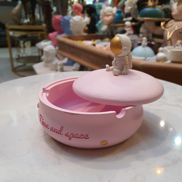 Cenicero Astronauta Rosado CASONA DECO Ceniceros
