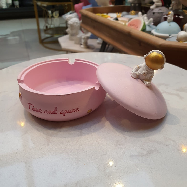 Cenicero Astronauta Rosado CASONA DECO Ceniceros