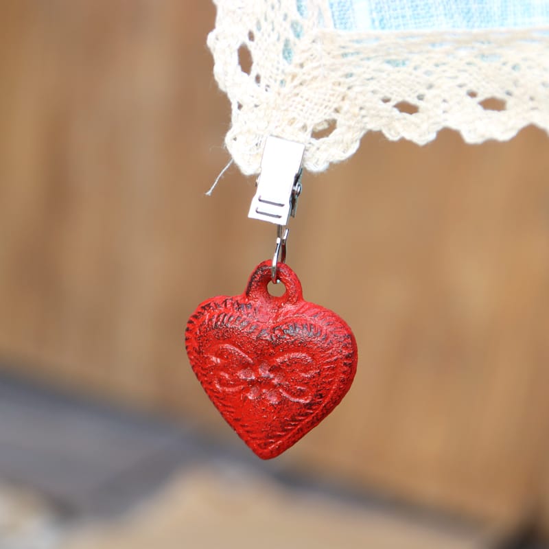 Sujeta Mantel Corazones Rojo de hierro CASONA DECO cocina