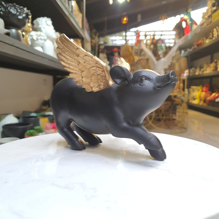 Cerdito decorativo para pared negro con alas doradas CASONA DECO animales