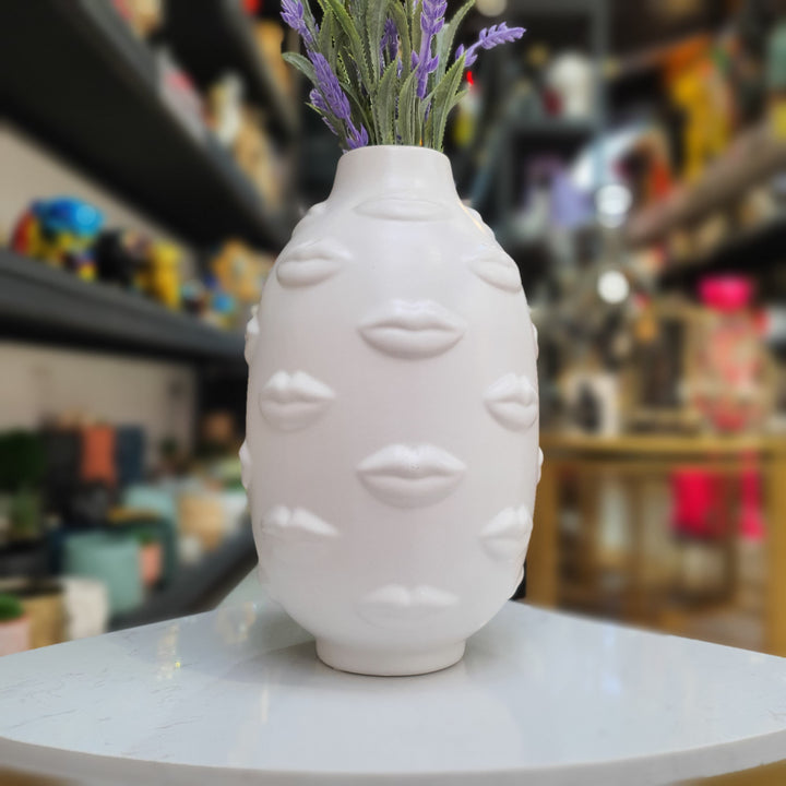 Florero Labios Blanco L CASONA DECO decoracion