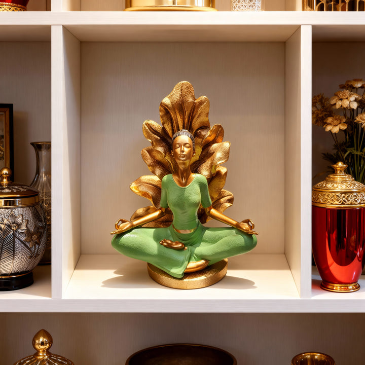 Mujer en postura Yoga CASONA DECO decoracion