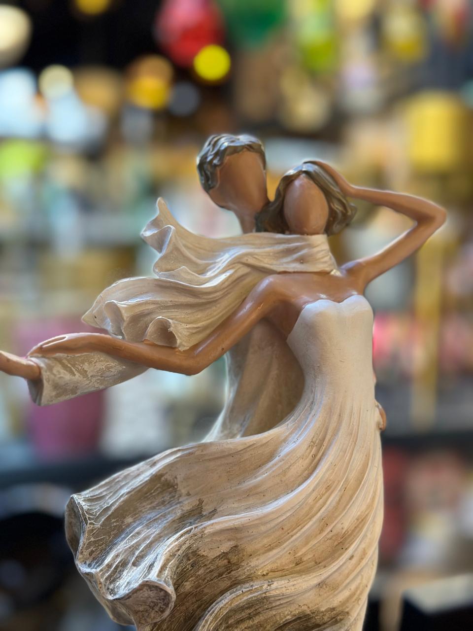 Pareja bailando CASONA DECO decoracion