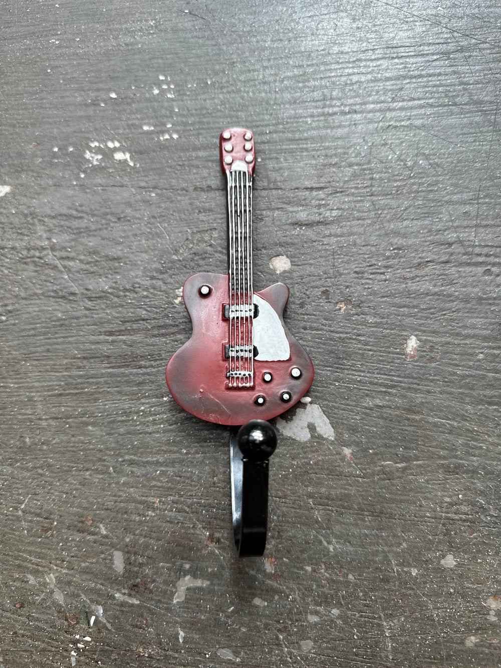 Percha Guitarra Burdeo CASONA DECO decoracion