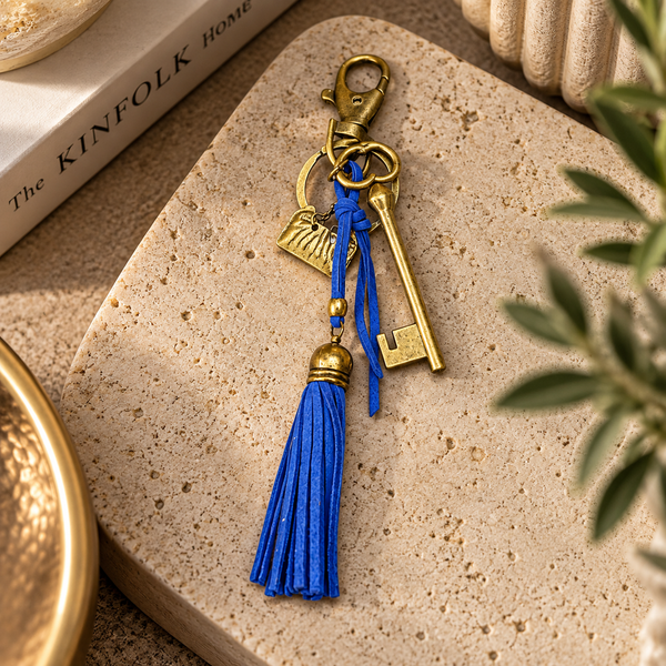 Llavero  azul - llave y bolso