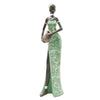 Mujer africana de pie