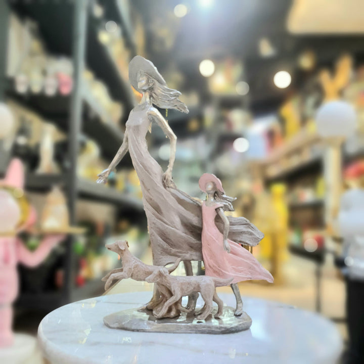 Familia Madre-Niña y Perros CASONA DECO decoracion