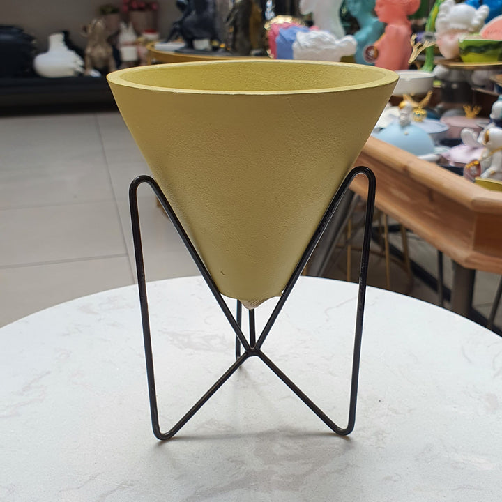 Maceta Cono Mini color mostaza CASONA DECO decoracion