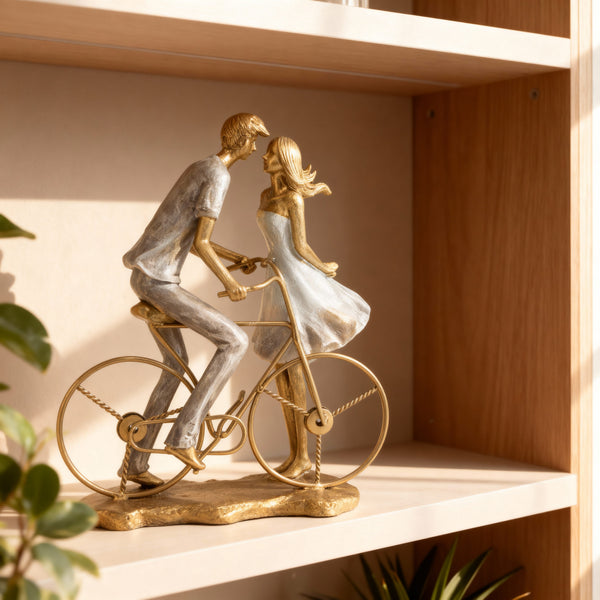 Pareja En Bicicleta